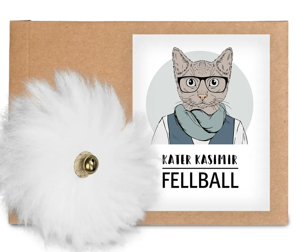 kater-kasimir-fellball-aus-kork-und-echt-schaffell-mit-gl-ckchen image 1